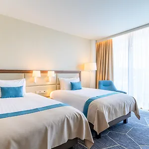 4* מלון Crowne Plaza By Ihg